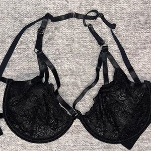 Oh la la Cheri Paris Sophisticated Black Lace Bra
